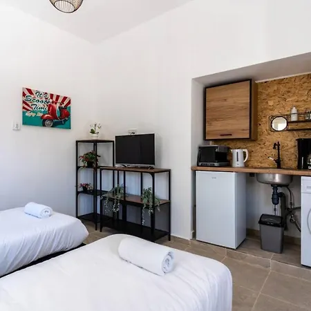 Mufasa & Terrace In Apartman Lárnaka